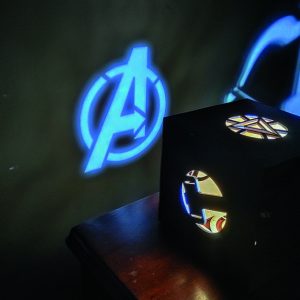 Luminária Refletiva Cubo Super Heróis